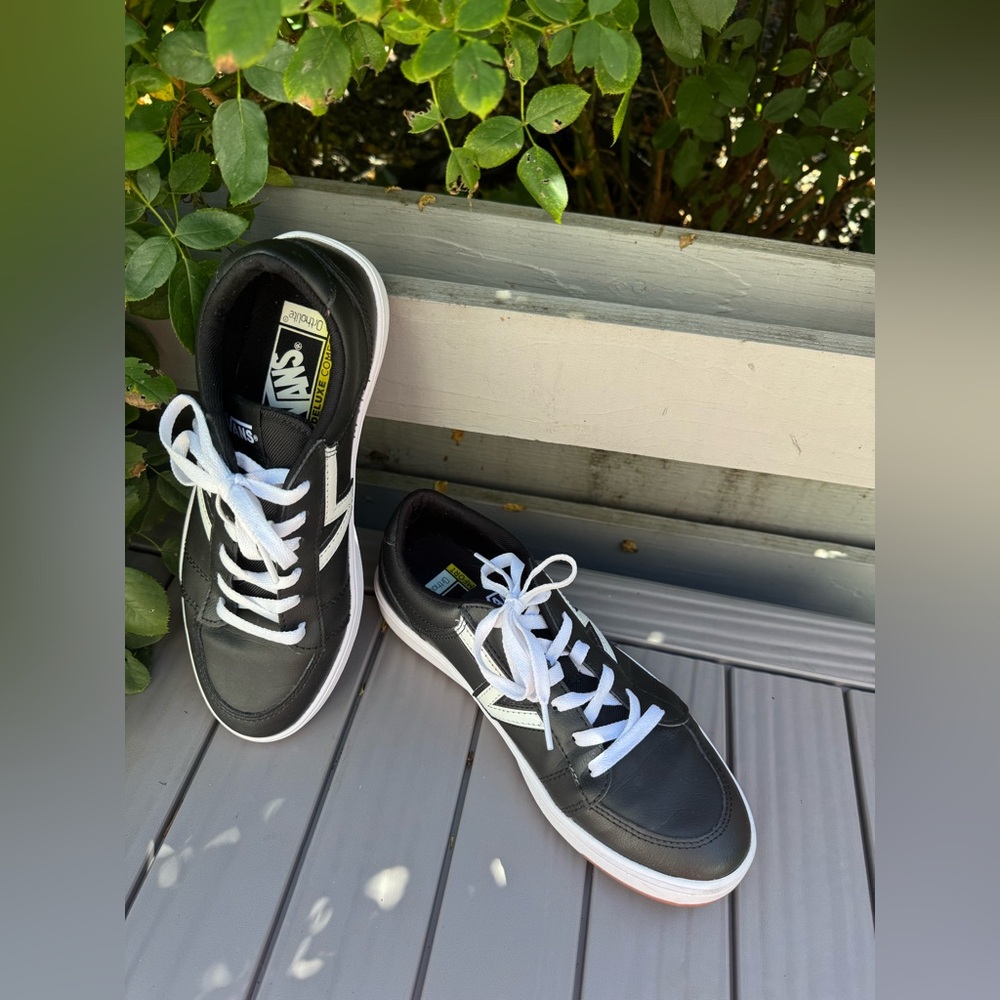Vans Leather Sneakers with Gum Sole - Picture 6 of 9